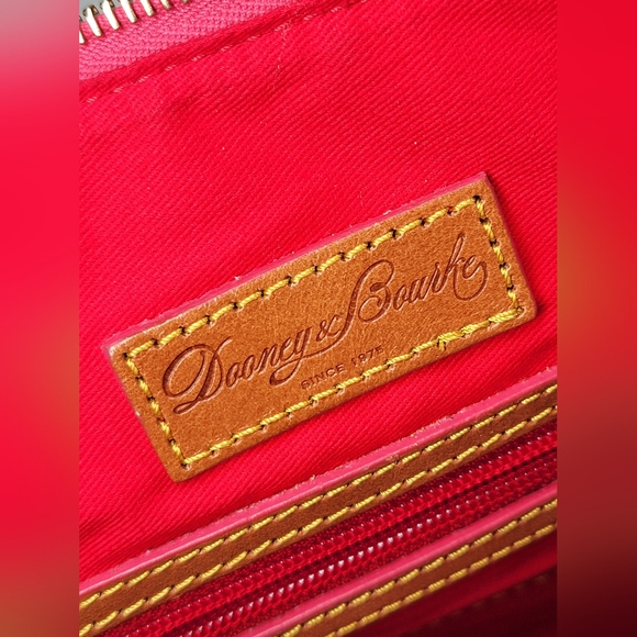 Dooney & Bourke Marabelle Crossbody Bag Pink White Floral Leather Medium Size - Picture 9 of 11